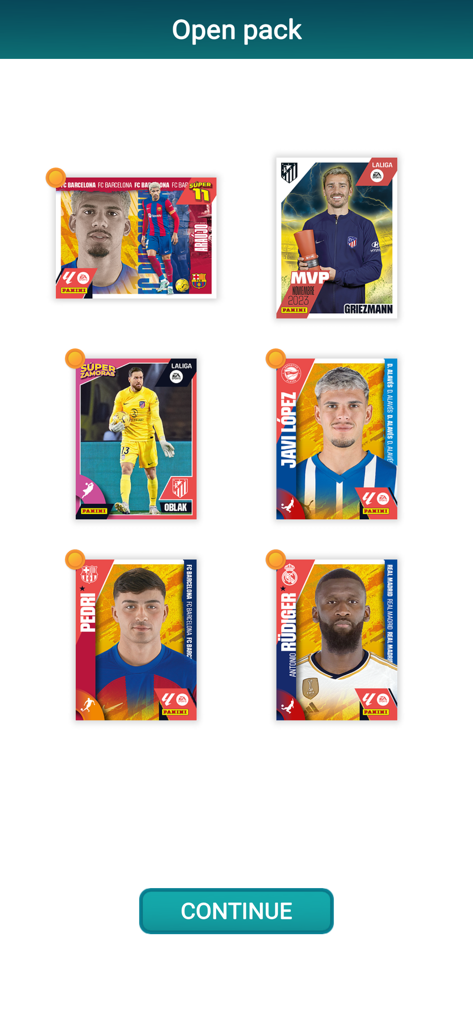 Panini Digital Collections - Cromos digitales de jugadores de fútbol revelados tras abrir un sobre en la app Panini