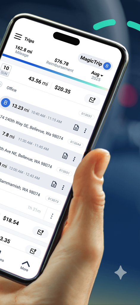Interface de l'application TripLog montrant une liste de trajets professionnels suivis avec les totaux de kilométrage et de remboursement