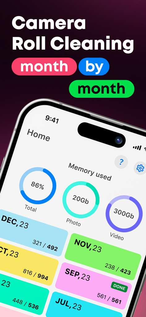 Swipe Guru - Interface de l'application Swipe Guru affichant des photos et des vidéos de la pellicule organisées par mois pour le nettoyage du stockage