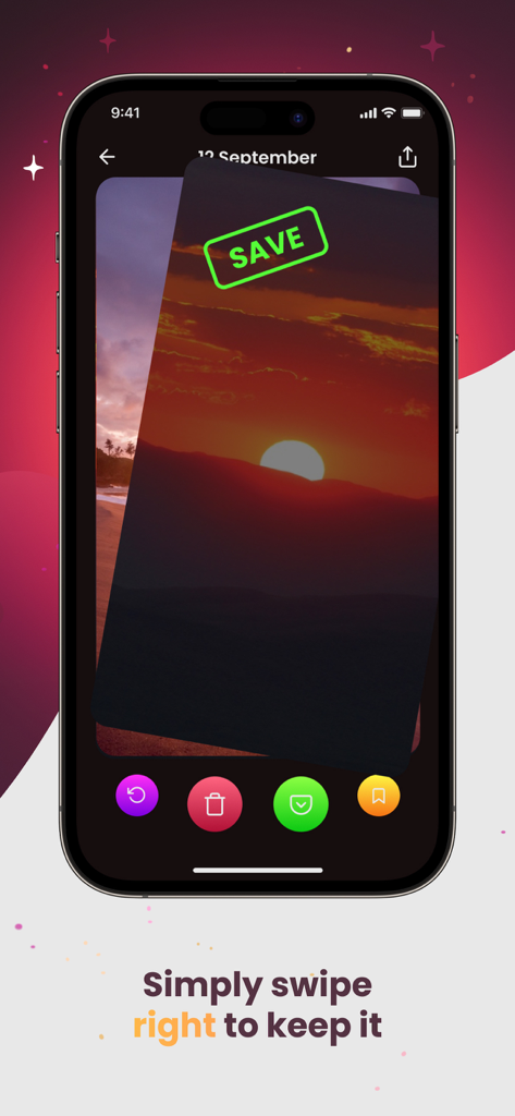 Photo Purge: Swipe & Delete - La aplicación Photo Purge muestra una foto del atardecer siendo deslizada hacia la derecha para guardarla.