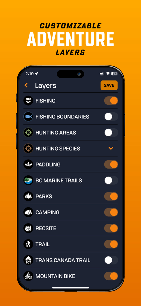 Pantalla de la aplicación BRMB Maps mostrando varias capas de aventura personalizables para actividades como pesca, caza y senderismo