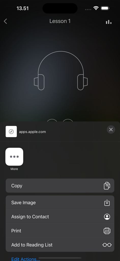 Interfaz de una lección de audio en la aplicación Fast Speak Shona Language con un icono de auriculares