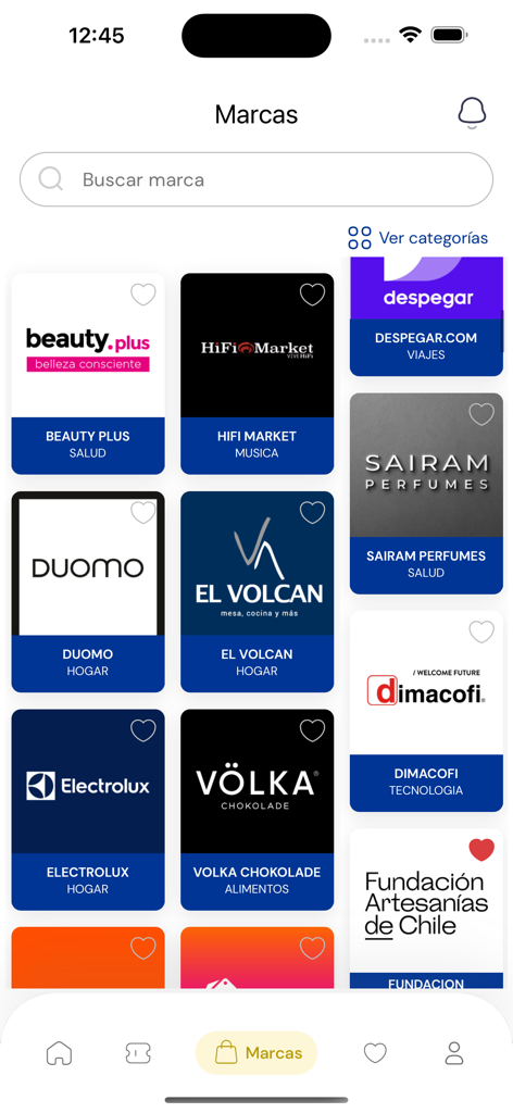 CyberApp - Pantalla de la app móvil mostrando una cuadrícula de marcas participantes en CyberApp