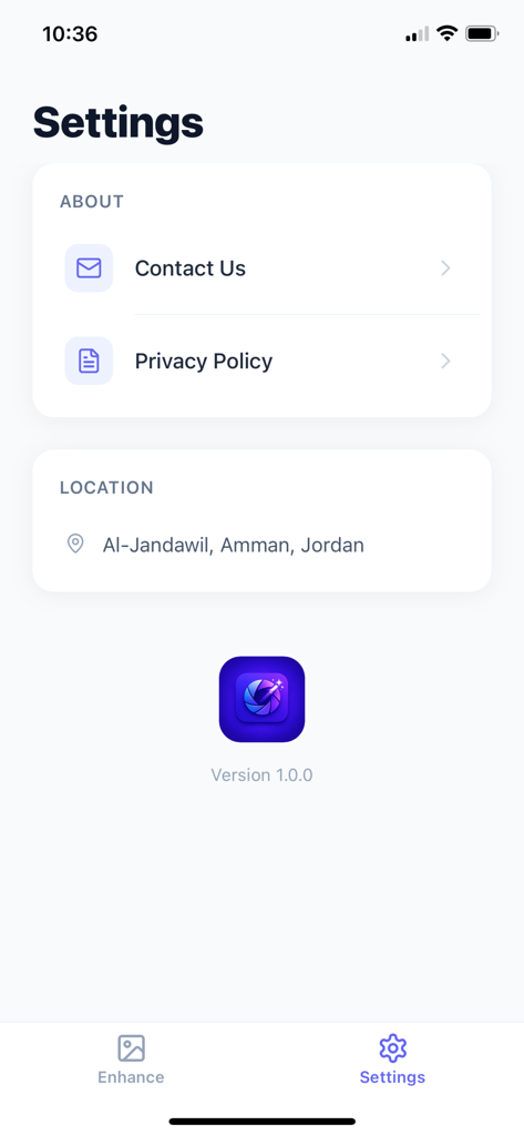 AI Image Enhancer - AI画像エンハンサーアプリの設定メニュー。連絡先情報とプライバシーポリシーが表示されています。