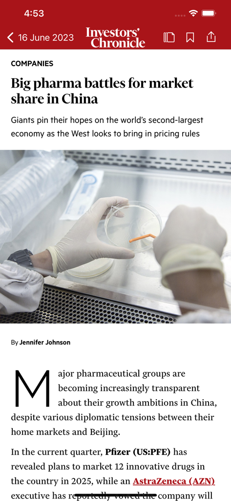 Investors Chronicle - Una interfaz móvil que muestra un artículo de análisis financiero sobre empresas farmacéuticas en la aplicación Investors Chronicle.