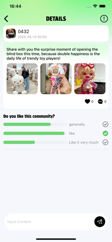 Mizy  :  Enjoy, Adult Chat - Una publicación de usuario en la comunidad de la app Mizy con fotos de juguetes de diseñador y una encuesta de interacción del usuario.