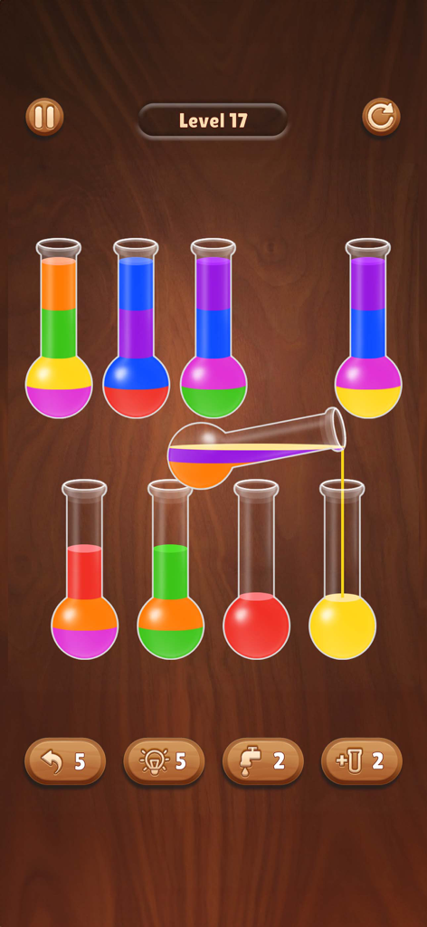 Color Water Sort Wooden Puzzle - Captura de pantalla del juego de Rompecabezas de Madera para Ordenar Agua con líquidos de colores en matraces de vidrio sobre un fondo de madera.