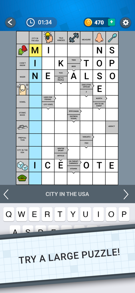 Gameplay screen of Daily Crossword Arrow Solo featuring a large grid with picture clues and an onscreen keyboard