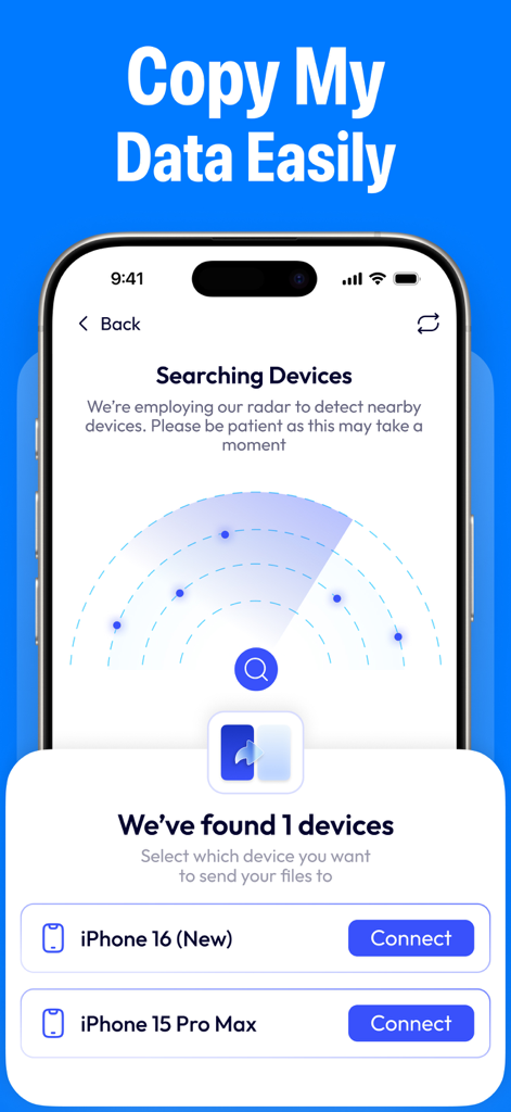 Smart Switch: Data Transfer - Smart Switch 앱 인터페이스가 데이터를 무선으로 전송하기 위해 연결할 근처 iPhone을 검색하는 레이더를 보여줍니다.