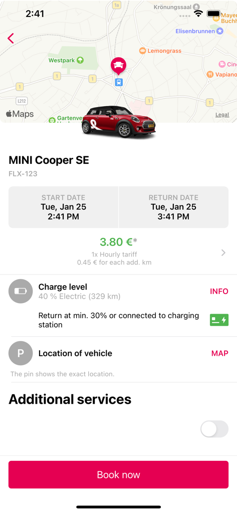 FLEX Carsharing - 電気MINI Cooper SE車両を予約するためのFLEXカーシェアリングアプリのインターフェース