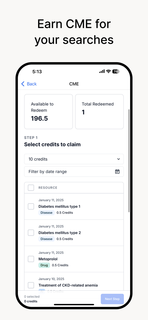 Interfaz móvil de la aplicación Pathway que muestra cómo ganar y reclamar créditos CME por búsquedas médicas clínicas