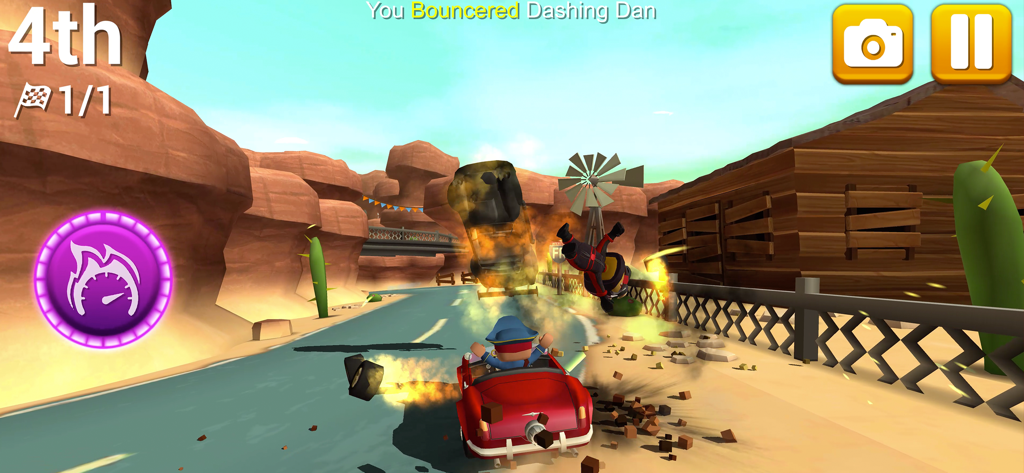 Rev Heads Rallyで、赤いカートが砂漠の峡谷トラックをアクション満載の衝突中にレースしている。