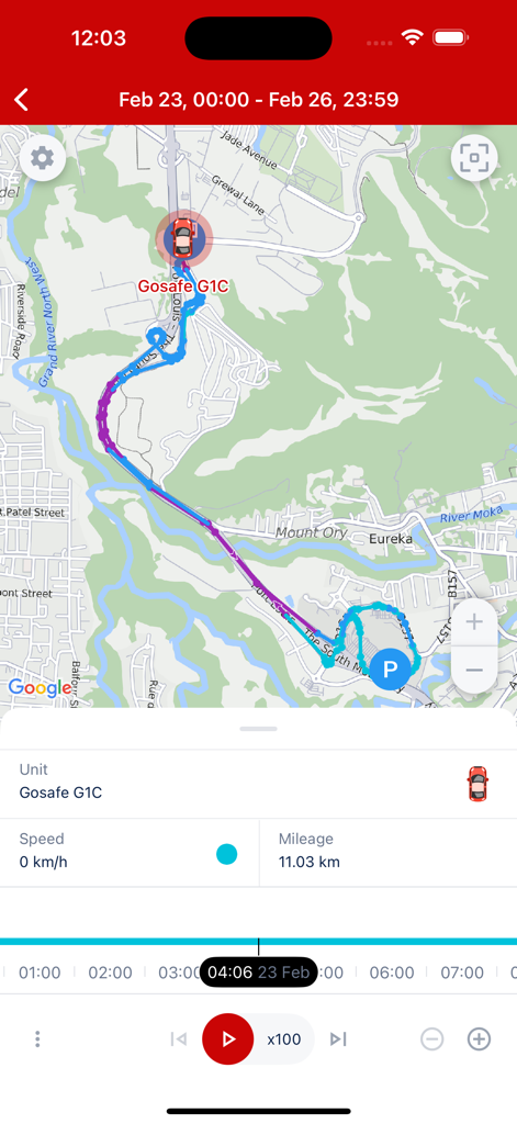 Naveo FleetGO App-Oberfläche, die den Fahrtenverlauf eines Fahrzeugs auf einer Karte mit Kilometerstands- und Geschwindigkeitsdaten anzeigt