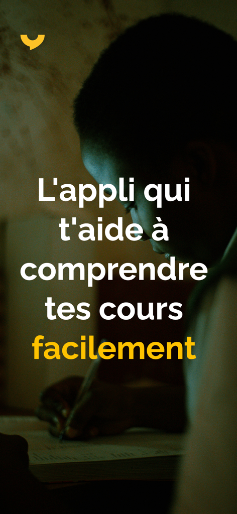 Yello-app - A student studying with the Yello app featuring French text about understanding courses easily
