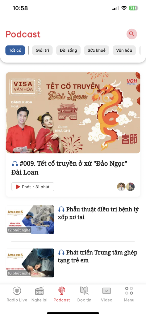 VOH Radio Online - A screenshot of the Podcast section in the VOH Radio Online app featuring cultural and lifestyle Vietnamese audio programs.
