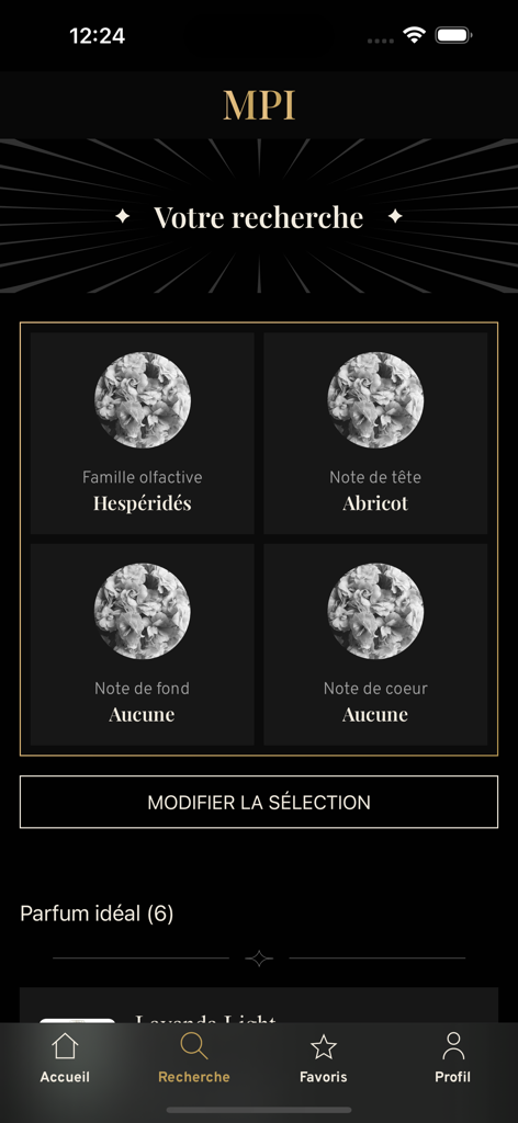 Mon parfum idéal - Fragrance search interface in the Mon Parfum Ideal app showing filters for olfactory families and perfume notes