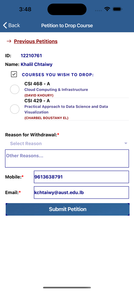 AUST - AUST Mobile App-Bildschirm mit einem digitalen Formular, um die Genehmigung für die Abmeldung eines Kurses zu beantragen.