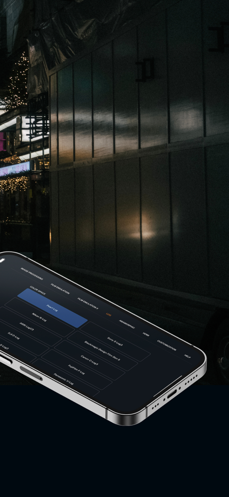 Pearla - Pro Filmic Camera - Pearlaアプリのインターフェース。iPhone上でプロのログキャプチャ設定を表示しています。