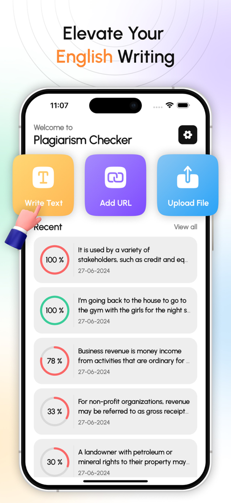 Pantalla de inicio de la aplicación Verificador de Plagio mostrando opciones para escribir texto, añadir URLs o subir archivos junto con un historial de resultados de escaneo de similitud.
