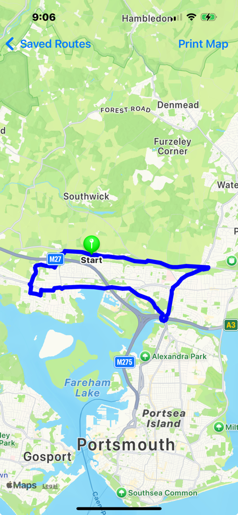 Una captura de pantalla de la aplicación Visor de Rutas GPX que muestra una ruta resaltada en azul en un mapa detallado con un marcador de inicio