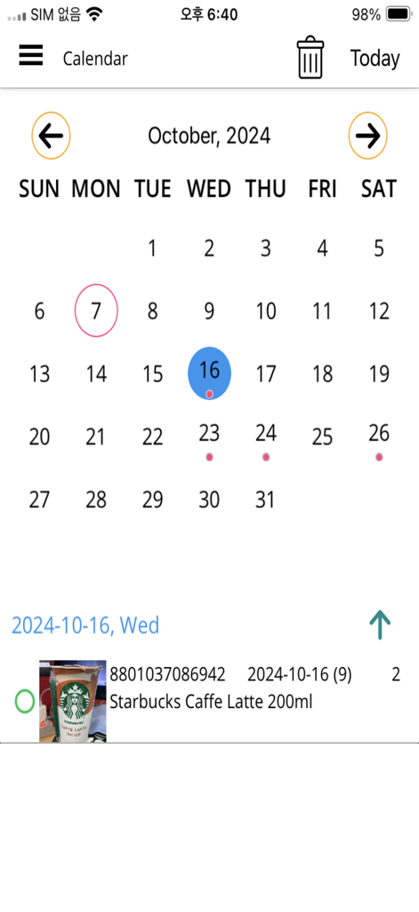 Expiration Date - Scanoid - Calendar interface in the Scanoid app showing expiring inventory items like a Starbucks coffee