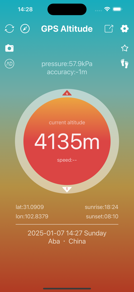 Oberfläche der GPS Altitude Pro App, die die aktuelle Höhe von 4135 Metern mit Druck- und GPS-Daten anzeigt