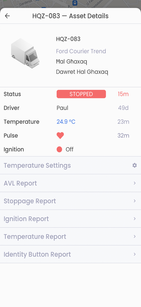 Cybertrak - Cybertrak App-Bildschirm mit detailliertem Status eines Flottenfahrzeugs, einschließlich Fahrername, Temperatur und Zündstatus