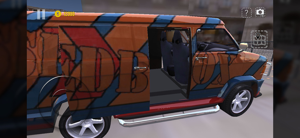 Urban Car Simulator - Uma carrinha personalizada laranja e azul com uma porta lateral aberta no jogo para telemóvel Urban Car Simulator.