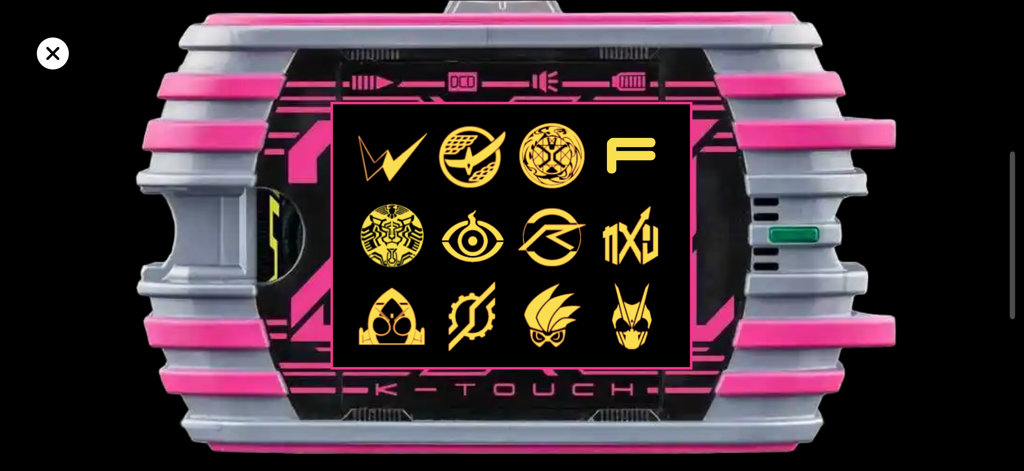 KTouch21: Rider Transformation - Interfaz de la aplicación KTouch21 mostrando varios emblemas de Kamen Rider en una simulación de dispositivo de transformación digital