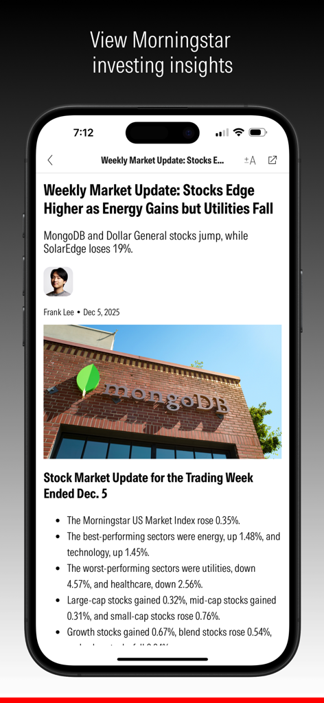 Morningstar Investor - Morningstar Investor app displaying a weekly stock market update article with financial analysis and sector performance