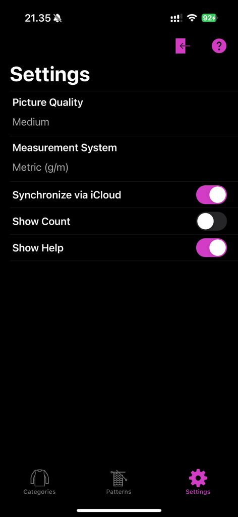 Crocheting Patterns Lite - Menú de configuración de la aplicación Crocheting Patterns Lite que muestra opciones de sincronización de iCloud y sistema de medición.