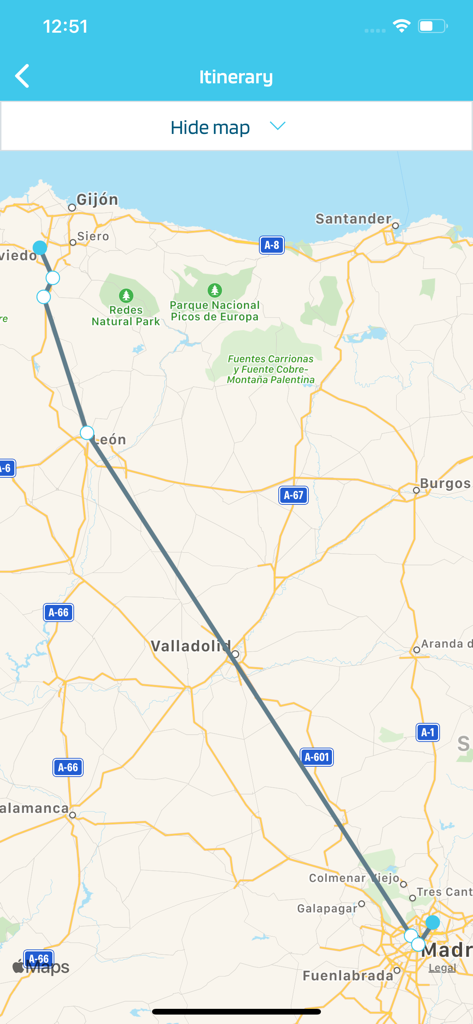 Vista mappa che mostra un percorso di viaggio in autobus da Oviedo a Madrid nell'app biglietti autobus Alsa.