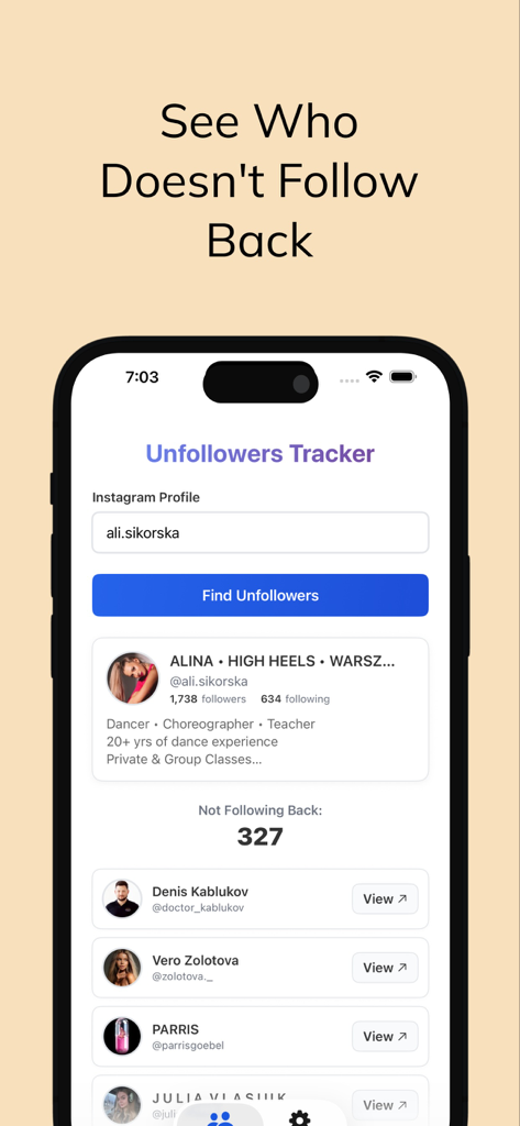 SocialUtils - Unfollowers - SocialUtils app interface showing the Unfollowers Tracker screen for an Instagram account