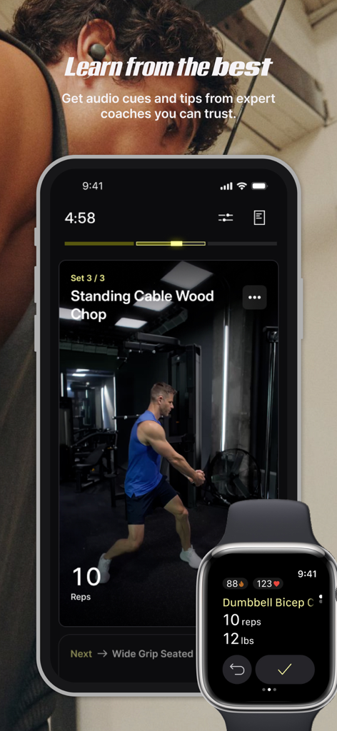 La aplicación Peloton Strength plus muestra un entrenamiento con cable en iPhone y el seguimiento de peso en Apple Watch