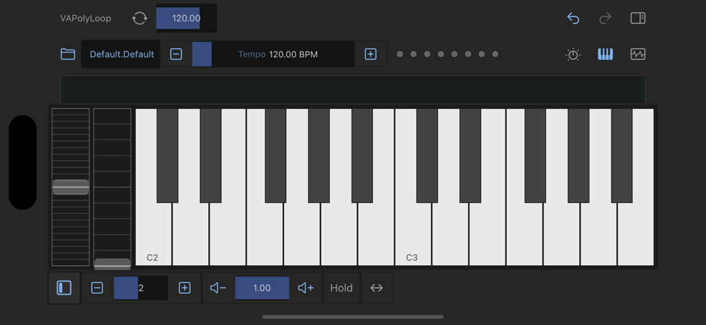 VAPolyLoop - Interfaz móvil del sintetizador VAPolyLoop que muestra un teclado de piano virtual y controles de tempo