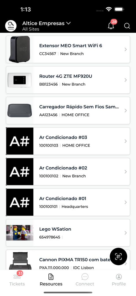 Altice - Remote Assistance - Mobile dashboard displaying a list of technical hardware and resources for field technicians.