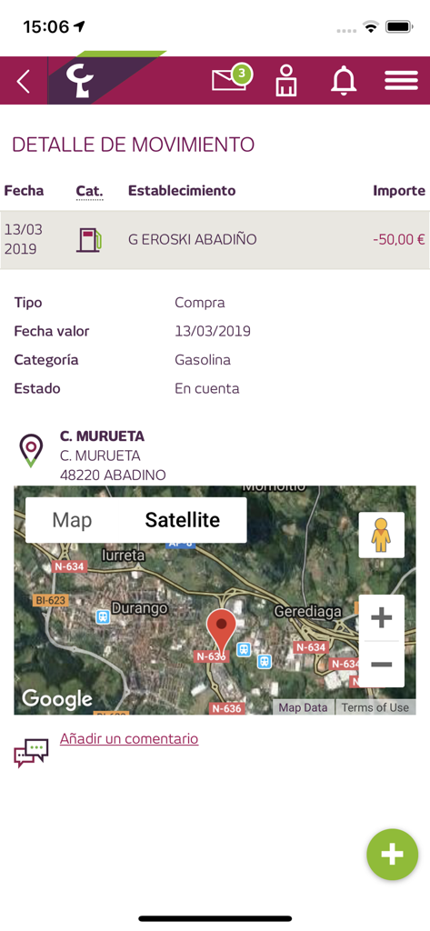 Pantalla de detalles de transacción en la app móvil de Laboral Kutxa con vista de mapa satelital de la ubicación de la compra.