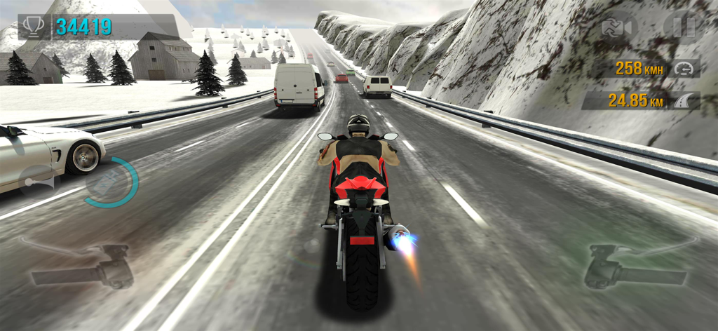 Motor Racing Mania - A red motorbike using nitro on a snowy highway in Motor Racing Mania