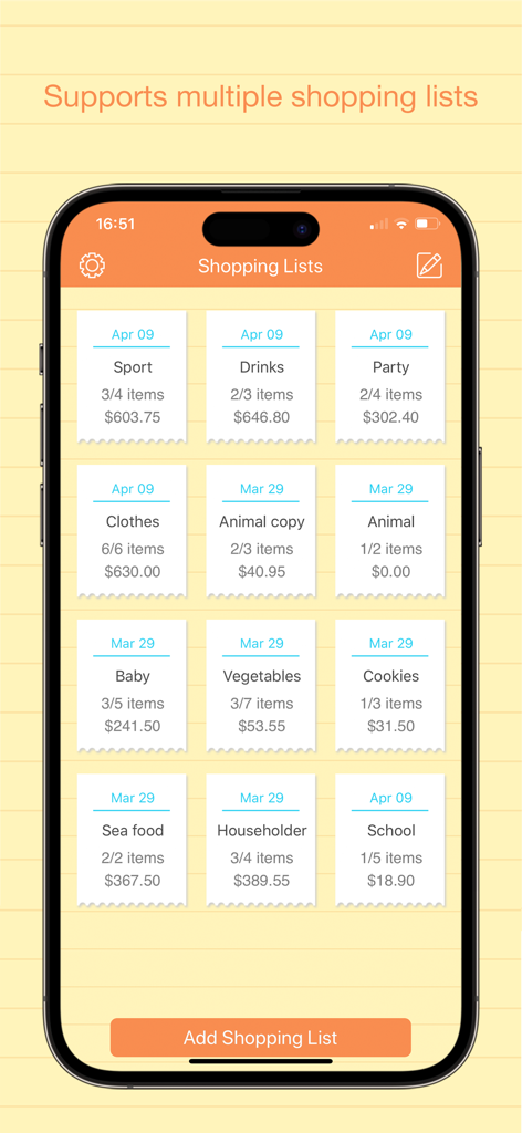Écran d'iPhone affichant plusieurs listes de courses catégorisées avec le nombre d'articles et les dépenses totales