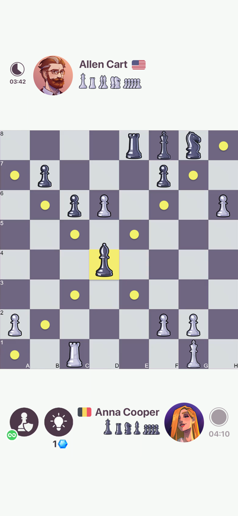 Una partida de ajedrez en progreso entre dos jugadores en la aplicación móvil Chess Royale, con una interfaz limpia y moderna y avatares estilizados.