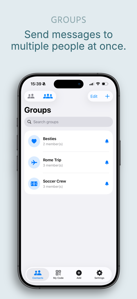 PingPair - Interfaz de la aplicación PingPair que muestra listas de chats grupales, incluyendo 'Mejores Amigos' y 'Viaje a Roma'.