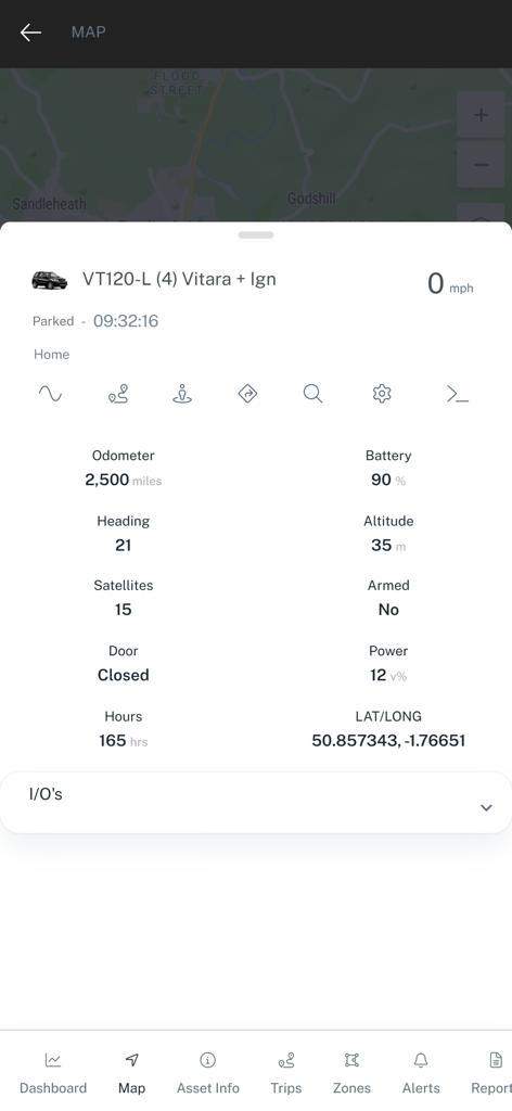 RX Tracking - Mobile app interface showing real-time car diagnostics and GPS location