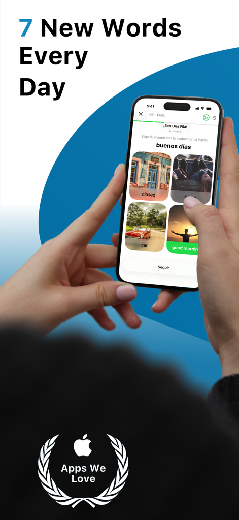 iPhoneでLENGOアプリを使用し、毎日の視覚的なクイズを通じて新しい米国の語彙を学んでいる人。