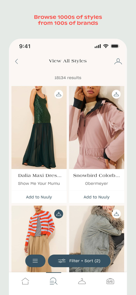 Nuuly - Interfaccia dell'app mobile Nuuly che mostra un catalogo diversificato di stili e marchi di abbigliamento disponibili per il noleggio in abbonamento