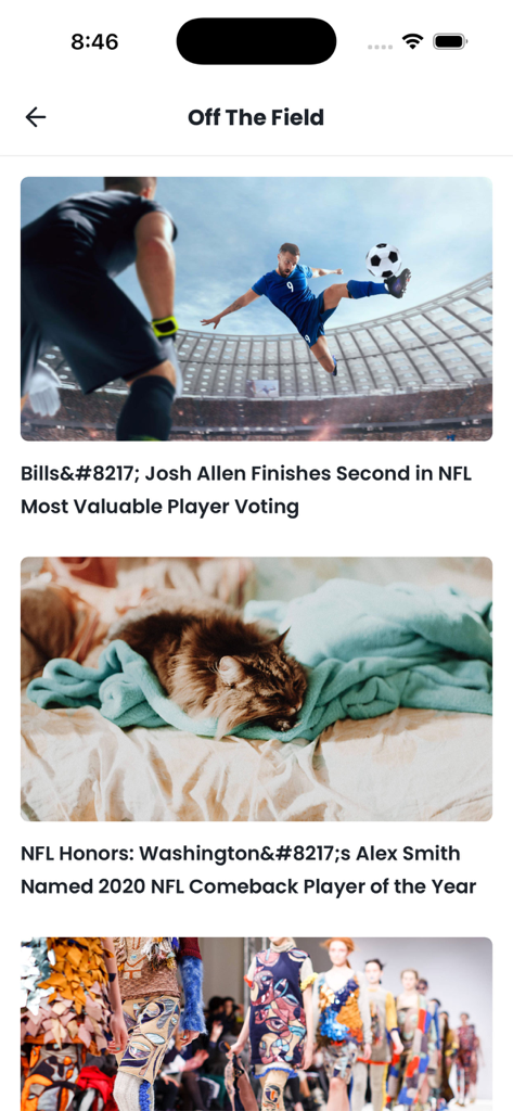 M Sports Pakistan - La interfaz de la aplicación M Sports Pakistan mostrando la categoría de noticias Fuera del Campo con titulares de artículos e imágenes.