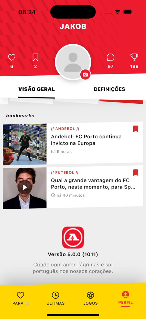 A BOLA - Interfaccia del profilo utente dell'app sportiva A BOLA che mostra statistiche personali e articoli di notizie salvati.