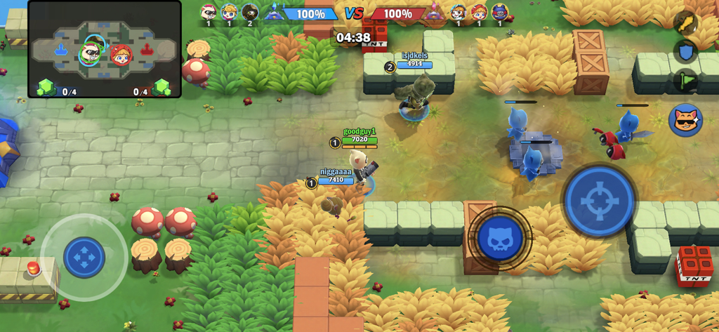 Supercats - Vista desde arriba de una arena de batalla en tiempo real 3v3 en Supercats con personajes gatos antropomórficos y controles en pantalla.