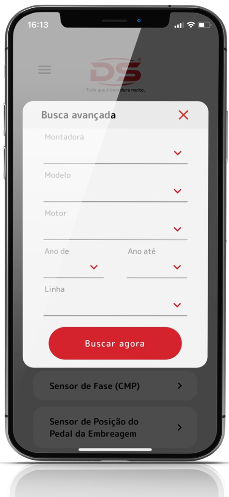 DS Auto - Advanced search interface of the DS Auto mobile app showing vehicle filters for make, model, and engine to locate automotive parts.