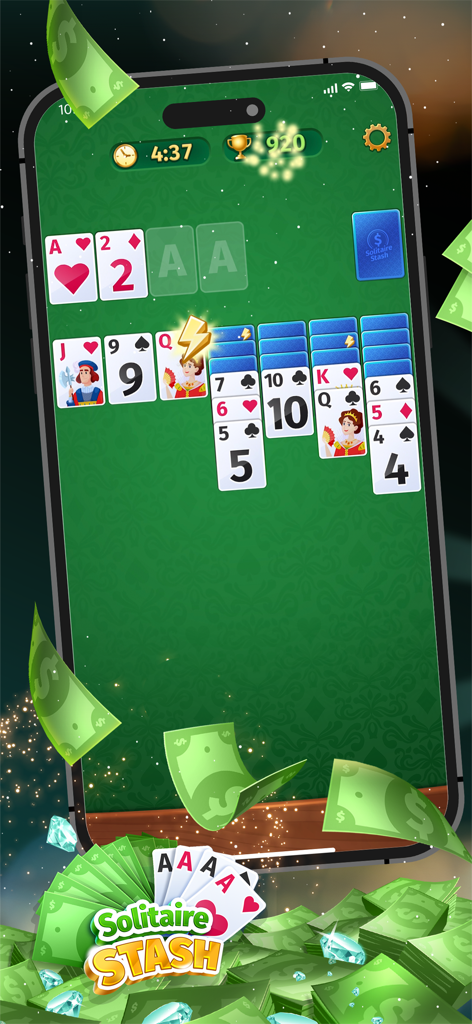 Solitaire Stash: Win Real Cash - 떠다니는 돈과 보상이 있는 경쟁 카드 게임 인터페이스를 보여주는 솔리테어 스태시 앱 스크린샷