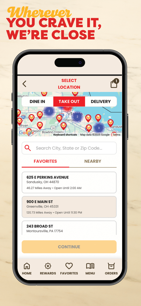 Marco’s Pizza - Écran de sélection de lieu de l'application Marco's Pizza montrant une carte et une liste des lieux de restaurants préférés.
